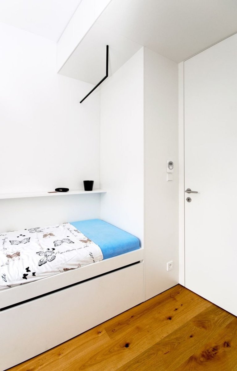 skutek architecture, Rekonstrukce bytu v centru Varšavy / Wilcza – foto