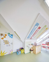 Akustické řešení Rigips v učebnách a školkách (na obrázku ZŠ Jankov)