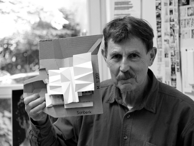 Architekt Vlado Milunić (3. března 1941 Záhřeb, Jugoslávie – 17. září 2022 Praha)
