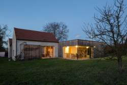 Rodinný dům v Českém středohoří, Molo architekti