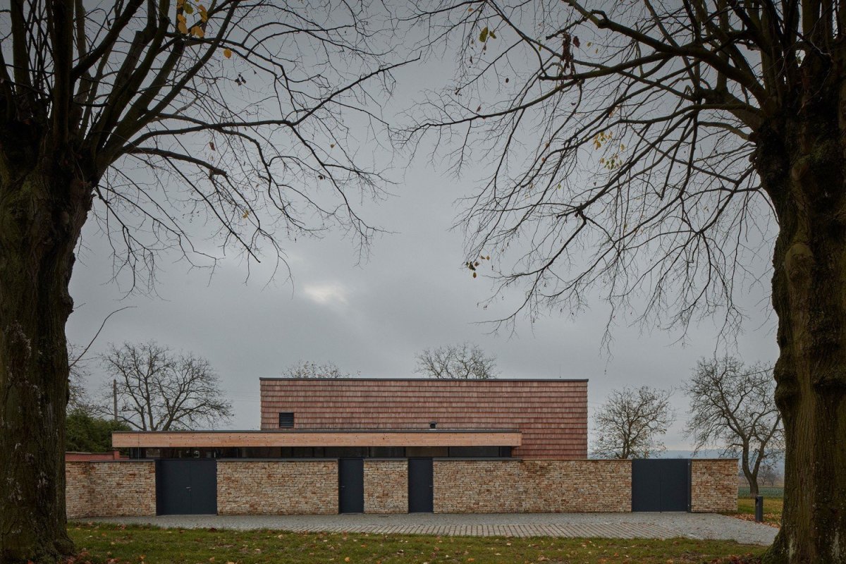 Městská smuteční síň v Dobrušce, ATELIER ARCHITEKTURY, Šuda - Horský, a.s.