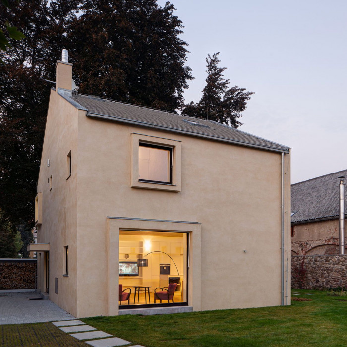 ov-a, Dům pro volný čas Sušice – foto