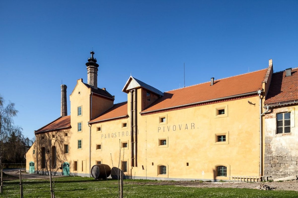 RIOFRIO Architects, Obnova pivovaru v Lobči u Mšena – foto