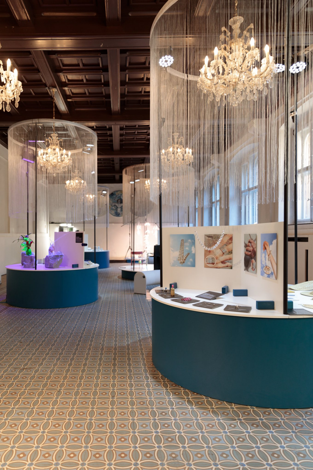 Osmý ročník mezinárodní soutěže Diploma Selection, v rámci níž festival Designblok ve spolupráci s organizací EUNIC Cluster ČR oceňuje tvorbu nejtalentovanějších evropských diplomantů v oboru produktového a módního designu, má své vítěze.