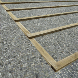 FAM Architekti, Revitalizace předprostoru Městského domu a Divadla J. Kašky – foto