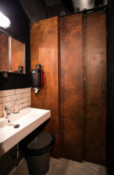 skutek architecture, Stejkárna – holešovickej steakhouse – foto