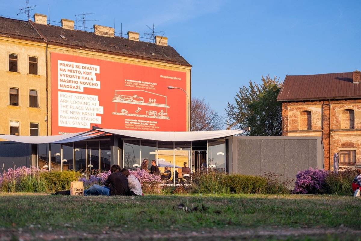 KAM, Modulární čekárna, Brno - foto
