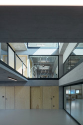 Výrobní a administrativní objekt firmy Pilana Karbid v Hulíně, Ellement architects