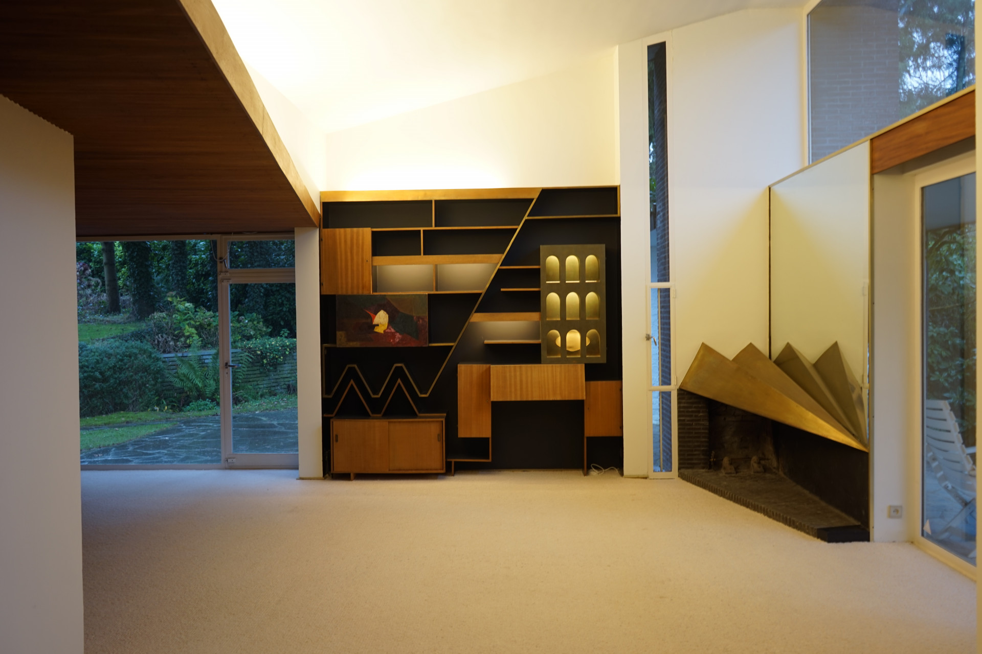 Modern Architecture and Interiors, Dupuis