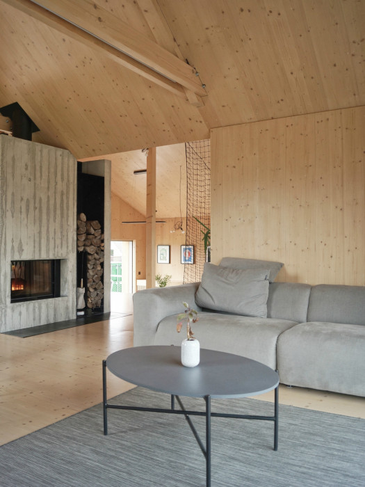 Dom Hora, Archholiks.