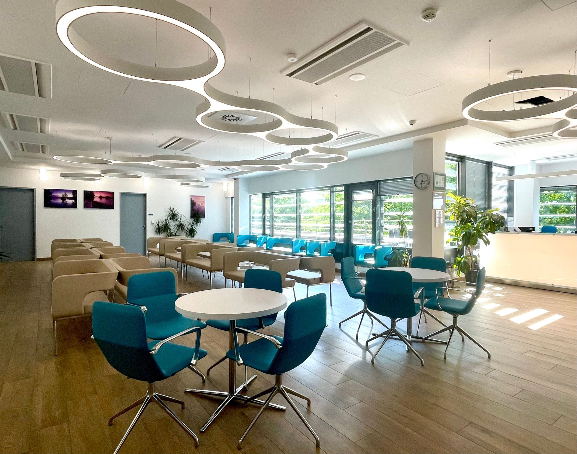 Čekárna společnosti LEXUM v Brně.