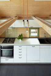 DDAANN, Hausbót – foto