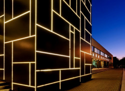 Adam Rujbr Architects s.r.o., Rekonstrukce kulturního domu Hodonín - foto