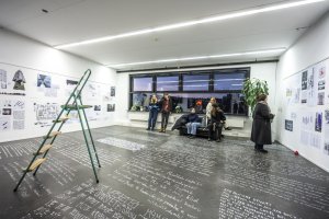 Na fakultě architektury ČVUT v Praze probíhá výstava ateliérových prací. Navštívit ji je možné do 7. února 2025.