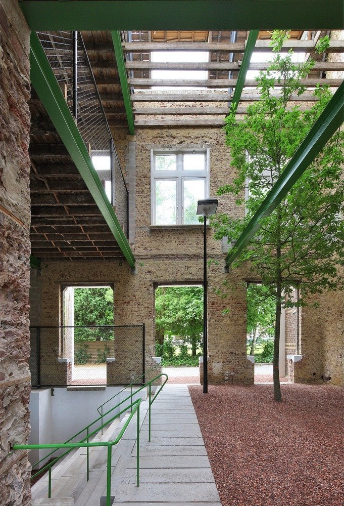 Přestavba psychiatrické léčebny PC Carritas v Belgii, Architecten de vylder vinck taillieu