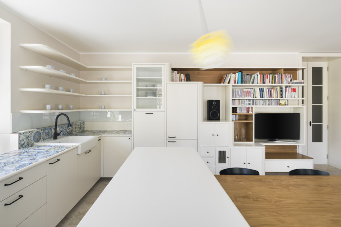 Rekonstrukce městské vily formou Baugruppe, No Architects