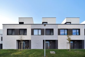 Projekt Waltrovka, použitý materiál: Glanzstück LF 2475 No. 7 a Glanzstück LF 2411 No. 4