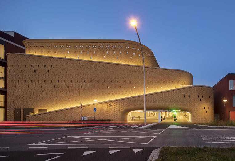 Parkovací dům, Zwole