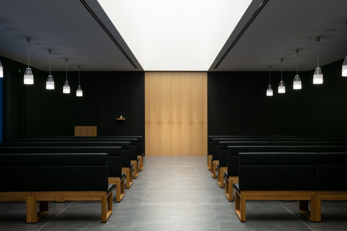 Smuteční obřadní síň Valašské Meziříčí, archislužba.cz
