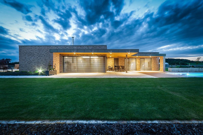 Michal Rosa, Martina Rosová - Rodinný dům nad Rozkoší - foto