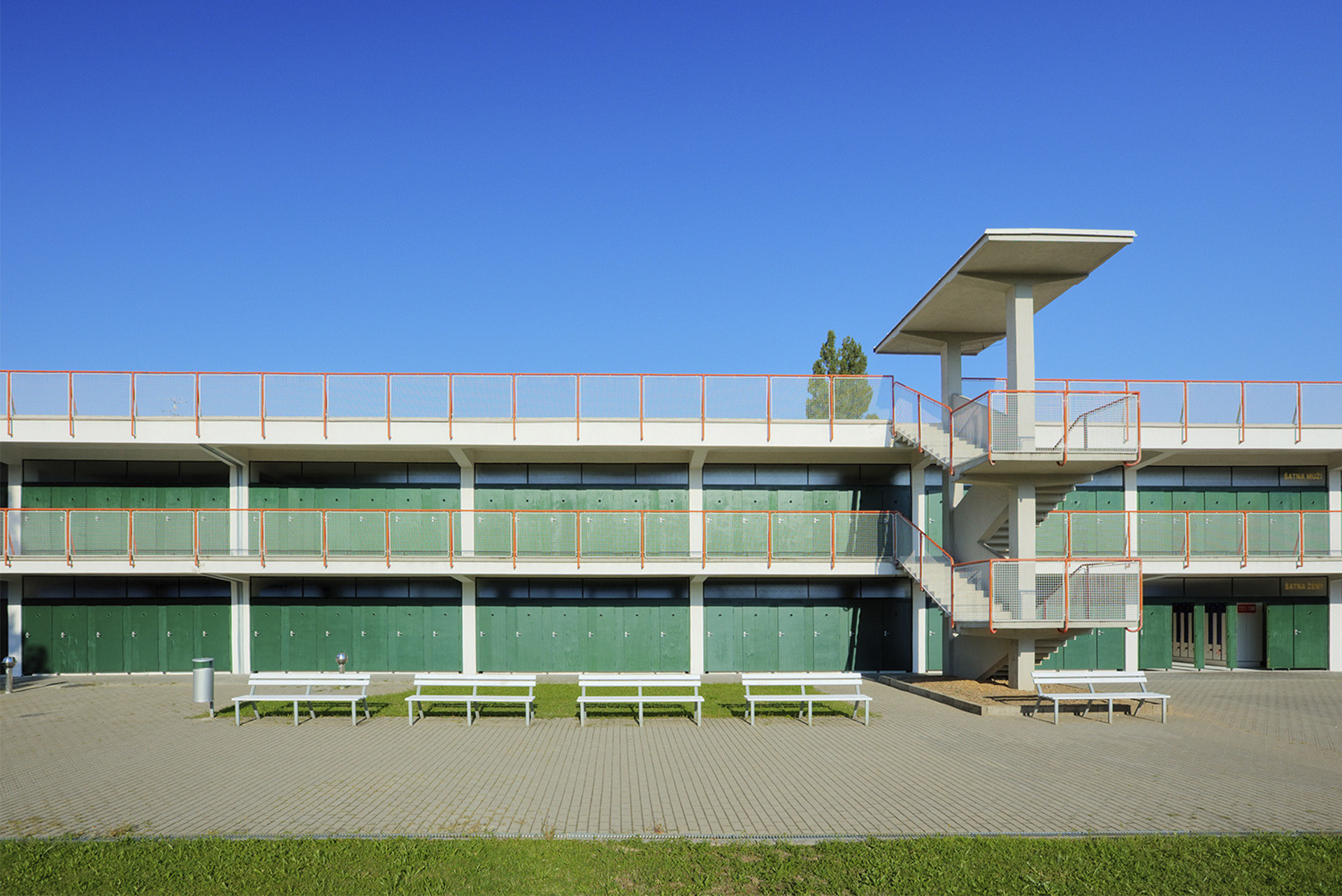 Továrna na plavání, funkcionalistická plovárna v Brně Zábrdovicích