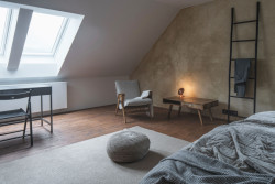 Pohled do ložnice (Rekonstrukce rodinného domu na Šumavě, Archport)