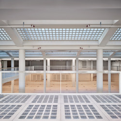 Budova Elektrických podniků v Praze-Holešovicích po rekonstrukci od studia TaK Architects