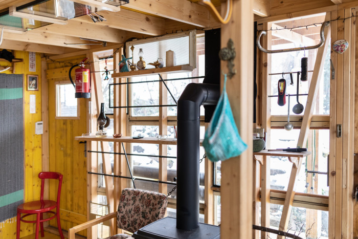 Rekonstrukce chaty YELLOW HUT, ARCHWERK / Hana Procházková, Martin Kloda, Petr Tůma