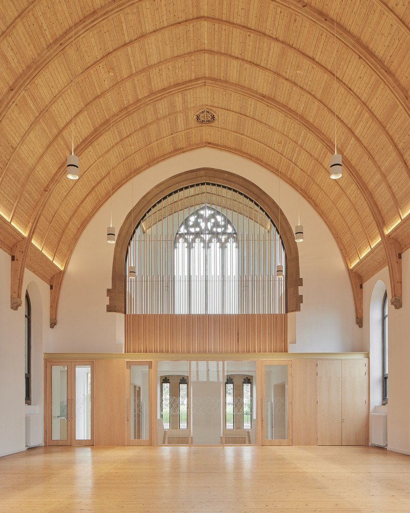 Greyfriars Charteris Center v Edinburghu od studia Konishi Gaffney Architects
