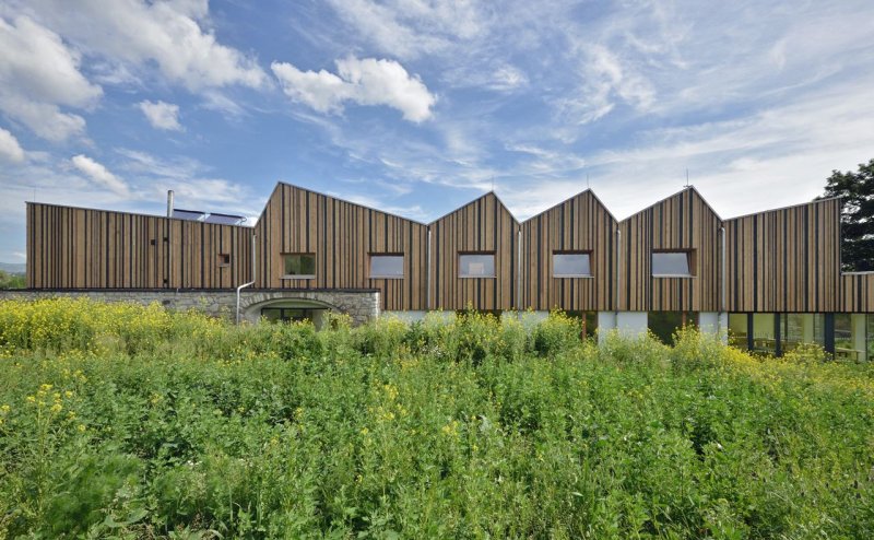3+1 architekti, Revitalizace hospodářského dvora JACER, školicí středisko – foto