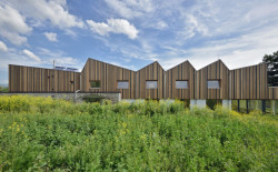 3+1 architekti, Revitalizace hospodářského dvora JACER, školicí středisko – foto