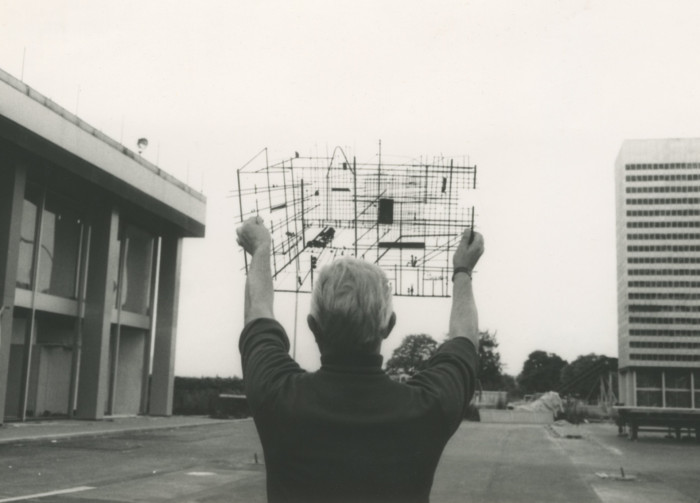 Mezinárodní festival Film a architektura 2023 nabídne doposud nejbohatší program. Kromě zavedených kin zavítá i do architektonicky významných lokalit