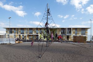 LAHDELMA & MAHLAMÄKI Architects, Komunitní centrum Kastelli, Oulu - foto