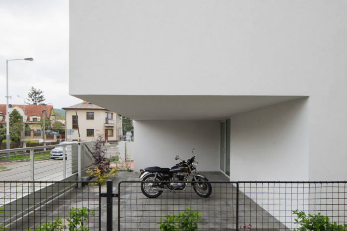 Rodinný dům v Praze-Zbraslavi, Mimosa architekti