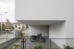 Rodinný dům v Praze-Zbraslavi, Mimosa architekti