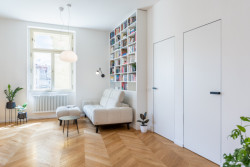 Neviditelné zárubně a kliky MINIMAL s povrchem titan černý mat od českého výrobce M&T.