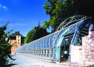 Oranžerie Pražského hradu (1998) od Evy Jiřičné/AI Design