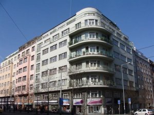 Martin Reiner, Činžovní dům, Vinohradská - foto
