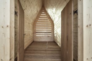 Jana Krákorová (ABM architekti), Zvonička na Vlašských Boudách – foto