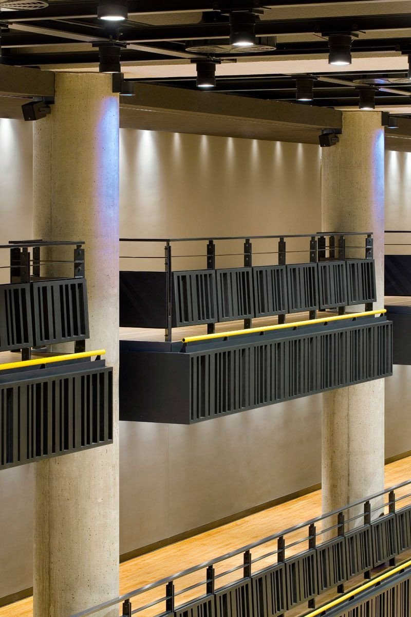 Atelier 8000, Interiér multifunkční haly Forum Karlín - foto
