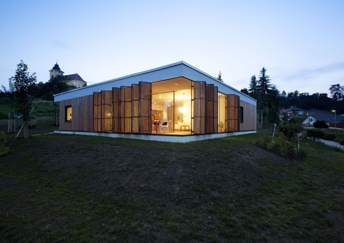 ov-a, Rodinný dům Králův Dvůr – foto