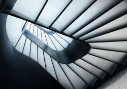 White Concrete Old House, I/O architects