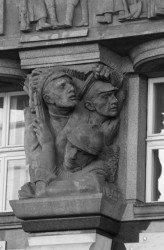 Zdeněk Lukeš: První jarní psí vycházka, Legiobanka, detail