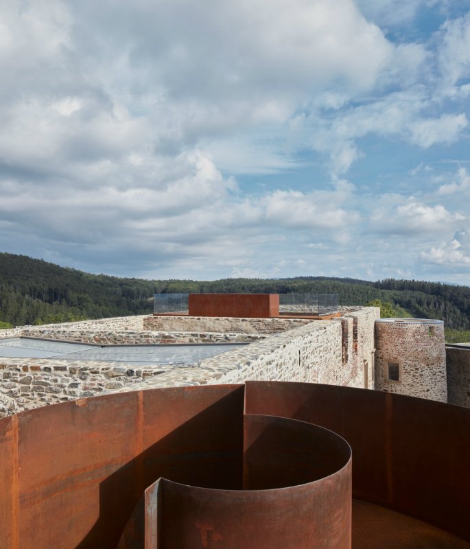 Rekonstrukce paláce hradu Helfštýna, Atelier-r / Miroslav Pospíšil, Martin Karlík