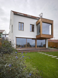 Jaroušek Rochová architekti, RD v Brně-Žebětíně - foto