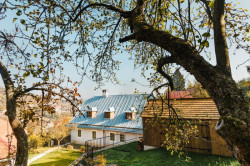 z+v architects, Rekonštrukcia baníckeho domu Dolná Resla – foto