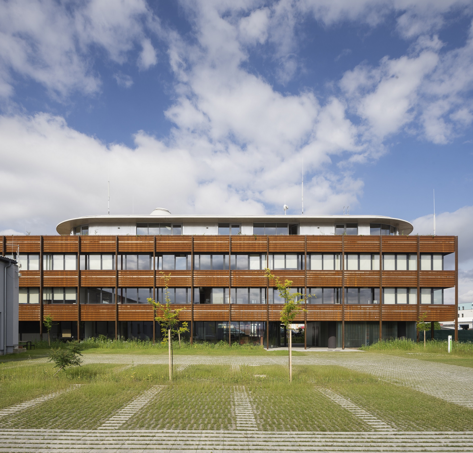 Budova sídla firmy POHL cz od Rusina Frei Architekti