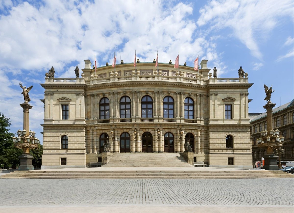 Historická budova Rudolfina