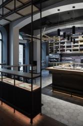 Coll Coll, bar Špejle, interiér