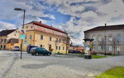 Město Hranice vypsalo architektonicko-výtvarnou soutěž na sochu T. G. Masaryka na Školním náměstí.